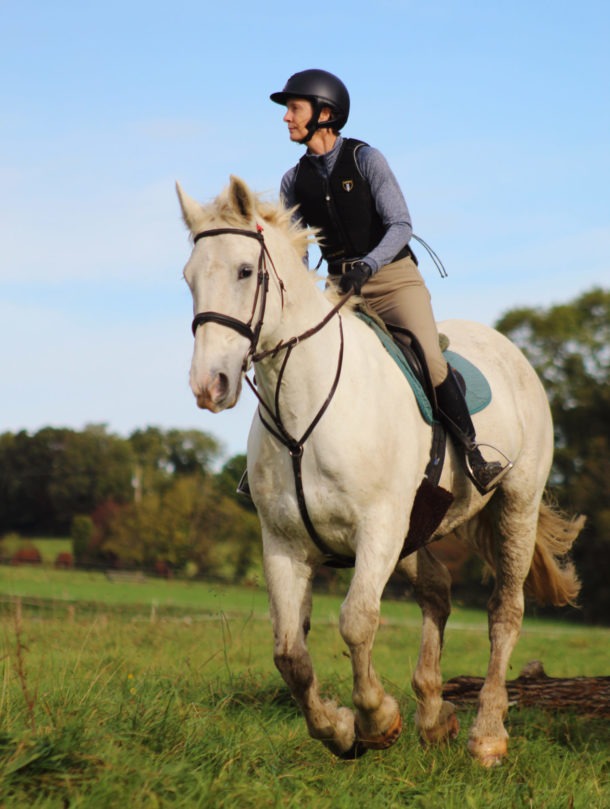 Cross Country in Tipperary, Ireland - Globetrotting horse riding holidays