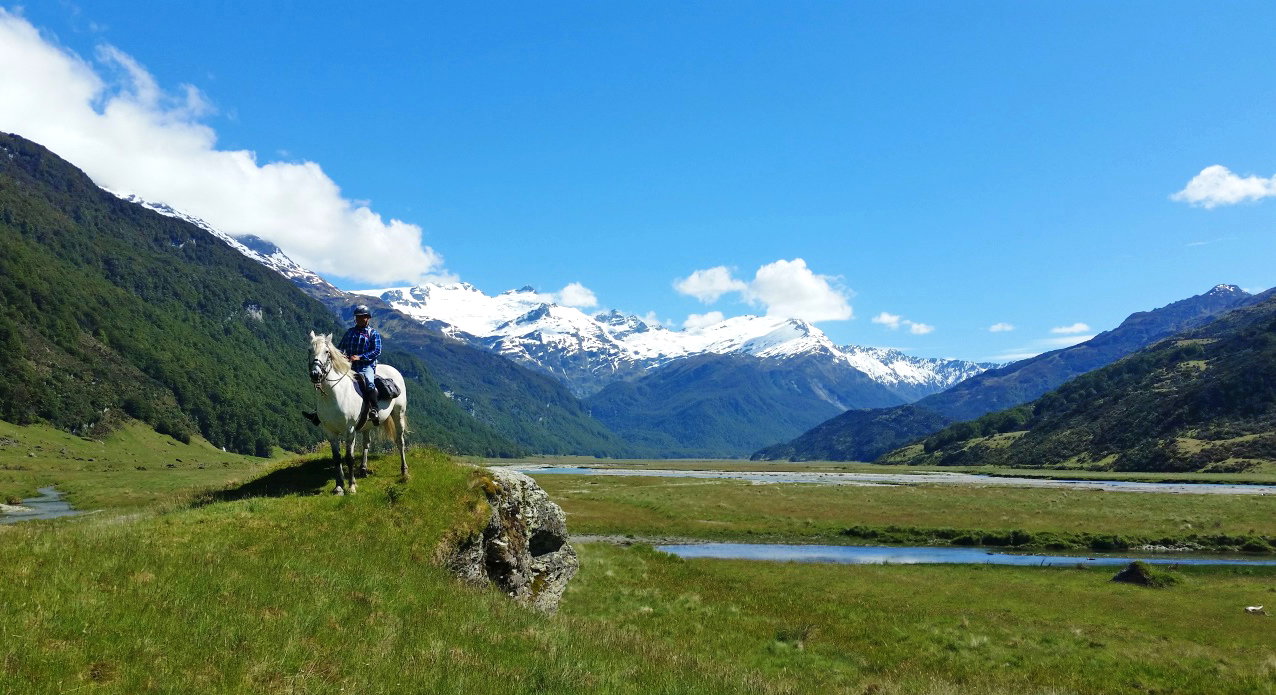 Meet a Globetrotter: Anthony Tietze - Glenorchy Back Country Ride, New Zealand - Globetrotting horse riding holidays