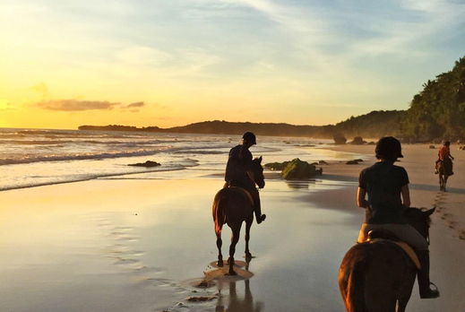 The Sumba Ride, Indonesia - Globetrotting horse riding holidays