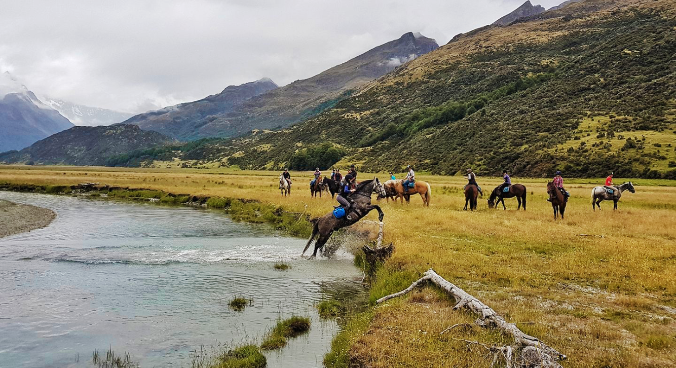 Glenorchy Back Country Ride, South Island, New Zealand - Globetrotting horse riding holidays