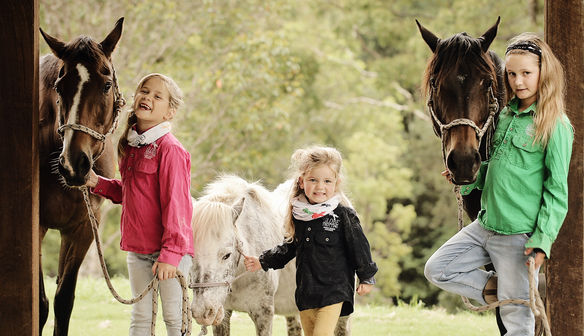 GT Apparel - neck scarfs / buffs - Globetrotting horse riding holidays