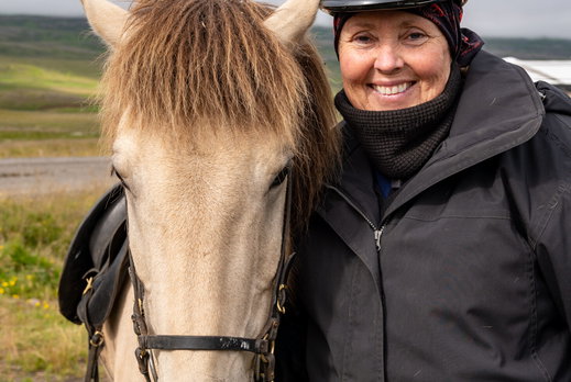 Meet a Globetrotter: Leanne Goodluck - Globetrotting horse riding holidays