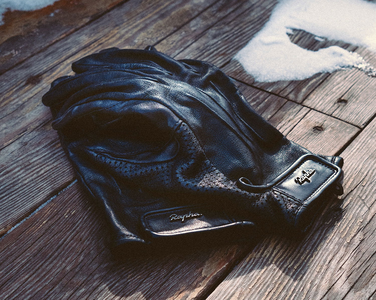 Don't Leave Home Without Gloves - Globetrotting horse riding holidays