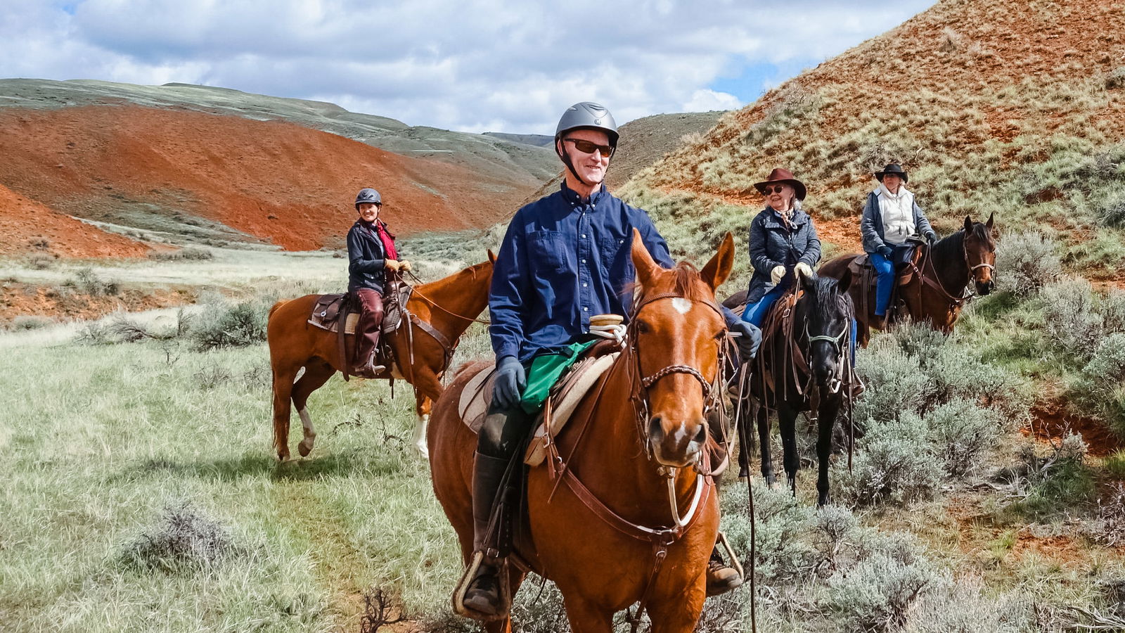 Ranch ride in Shell, Wyoming, USA - Globetrotting horse riding holidays
