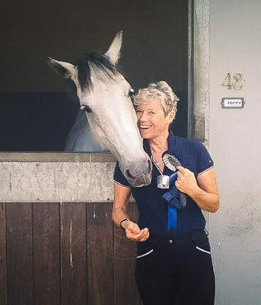 Castle & Estate Ride, Ireland - Globetrotting horse riding holidays