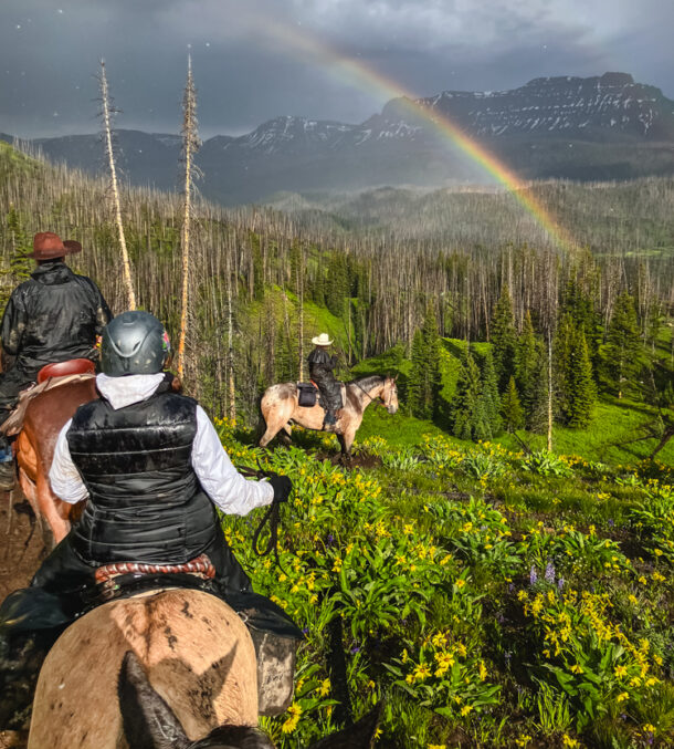 The Yellowstone Ride, Wyoming, USA - Globetrotting horse riding holidays