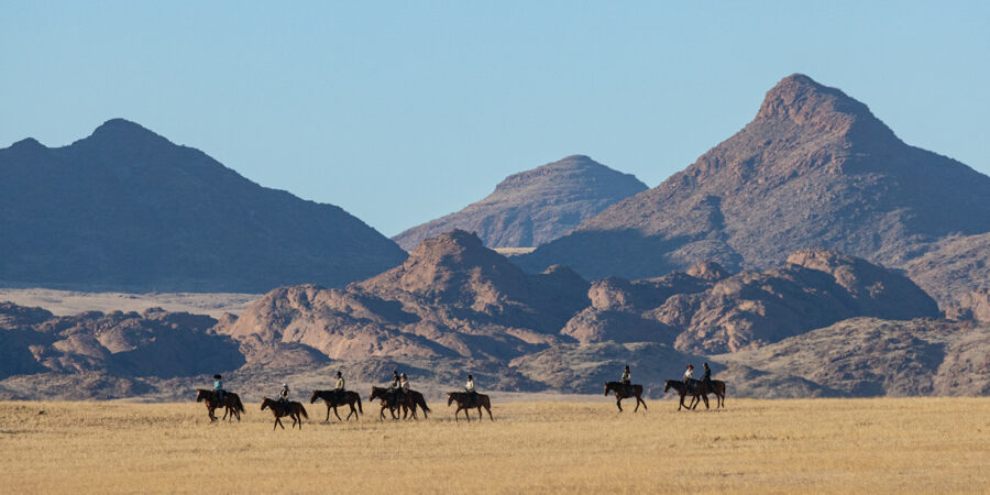 The Namib Desert Ride, Globetrotting horse riding holidays