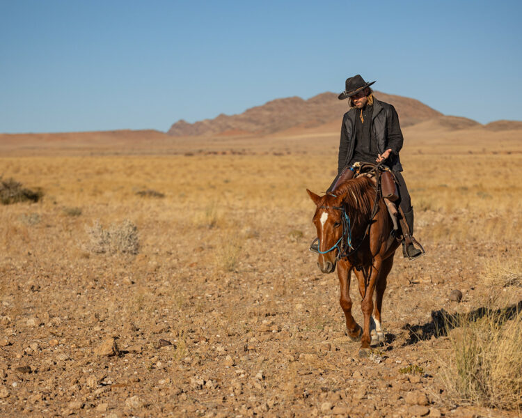 The Namib Desert Ride, Globetrotting horse riding holidays