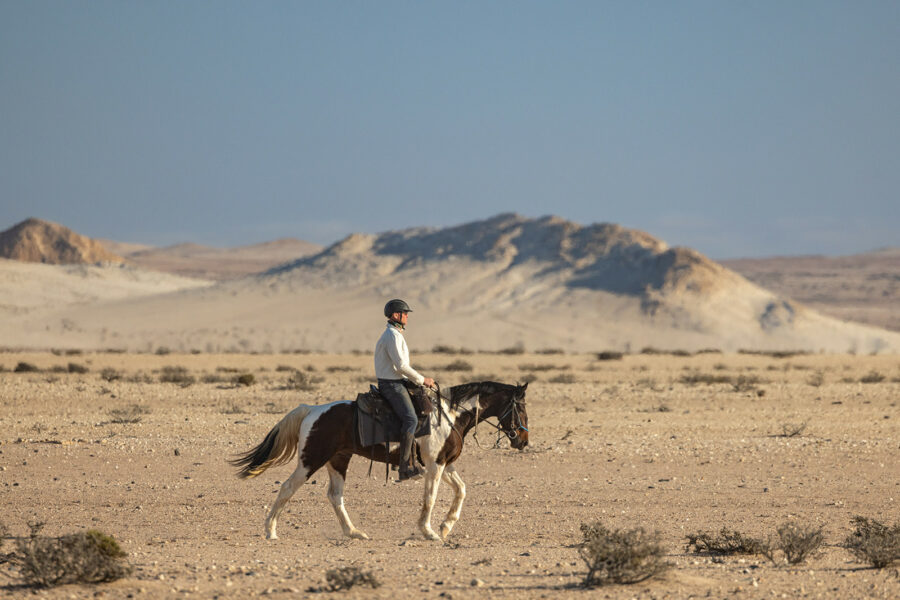 The Namib Desert Ride, Globetrotting horse riding holidays