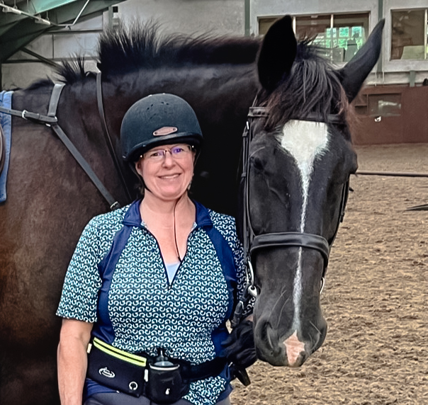 Castle & Estate Ride, Ireland, Globetrotting horse riding holidays