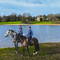 Castle & Estate Ride, Ireland, Globetrotting horse riding holidays