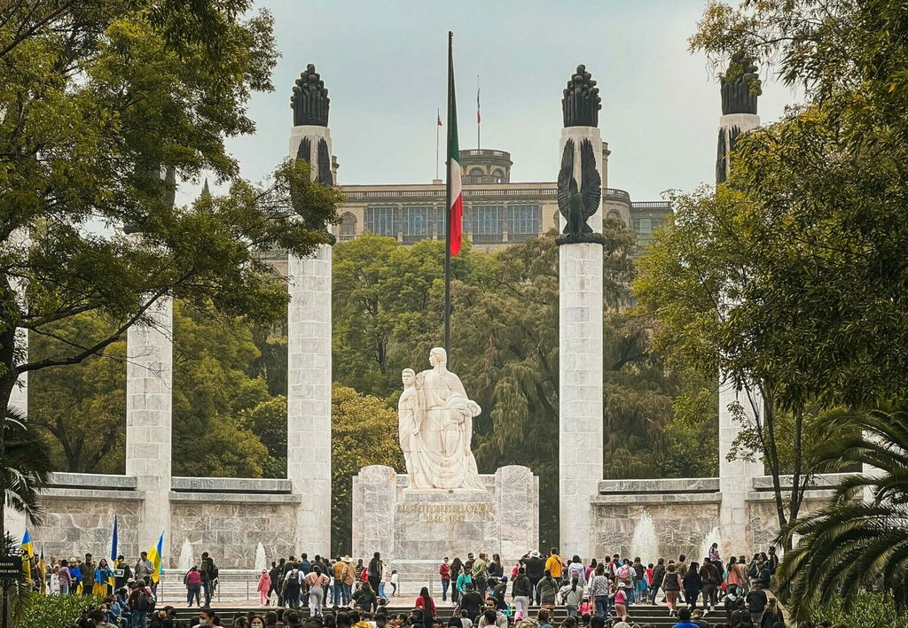 A Day Spent in Mexico City - image by Julio Lopez via Pexels - Globetrotting horse riding holidays