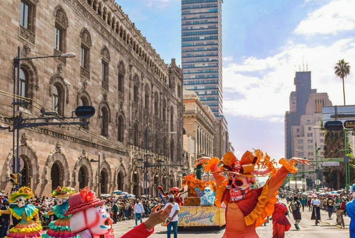 A Day Spent in Mexico City - image by Eduardo Gonzalez via Pexels - Globetrotting horse riding holidays