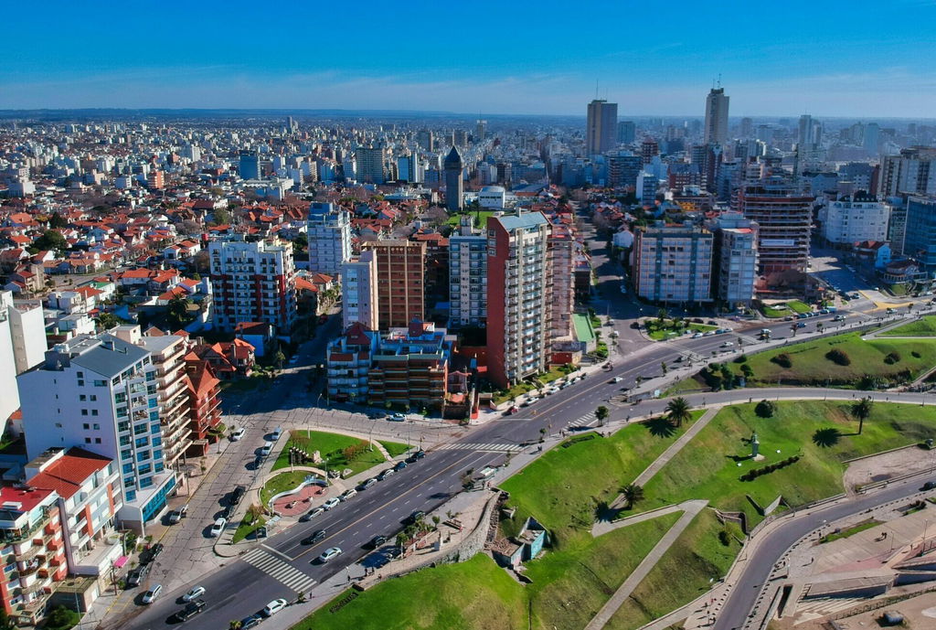 A Day Spent in Buenos Aires - photo by Fermin Rodriguez Penelas via Unsplash - Globetrotting horse riding holidays
