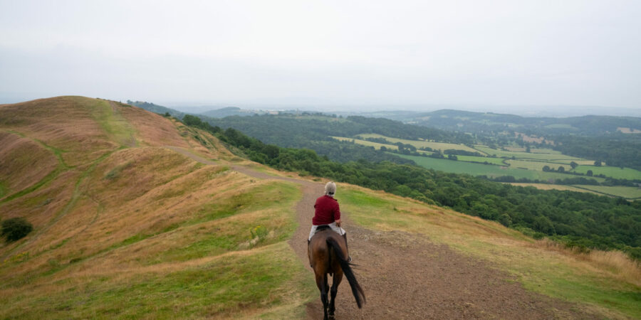 The Cotswolds Ride, England - Globetrotting horse riding holidays