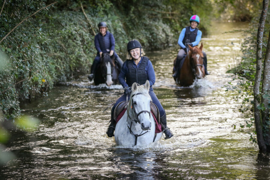 Cross Country in Tipperary, Ireland - Globetrotting horse riding holidays