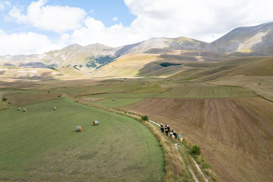 The Sibillini Mountains Ride, Umbria, Italy - Globetrotting horse riding holidays