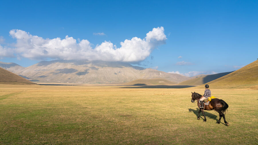 The Sibillini Mountains Ride, Umbria, Italy - Globetrotting horse riding holidays