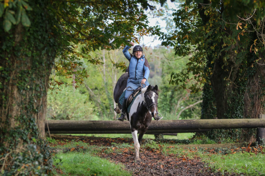 Cross Country in Tipperary, Ireland - Globetrotting horse riding holidays