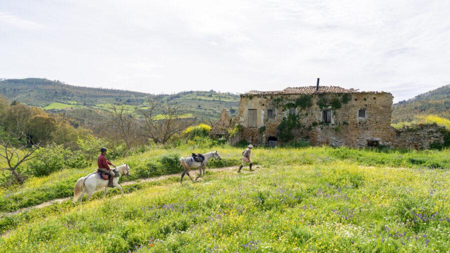 Sicily, Italy - Globetrotting horse riding holidays