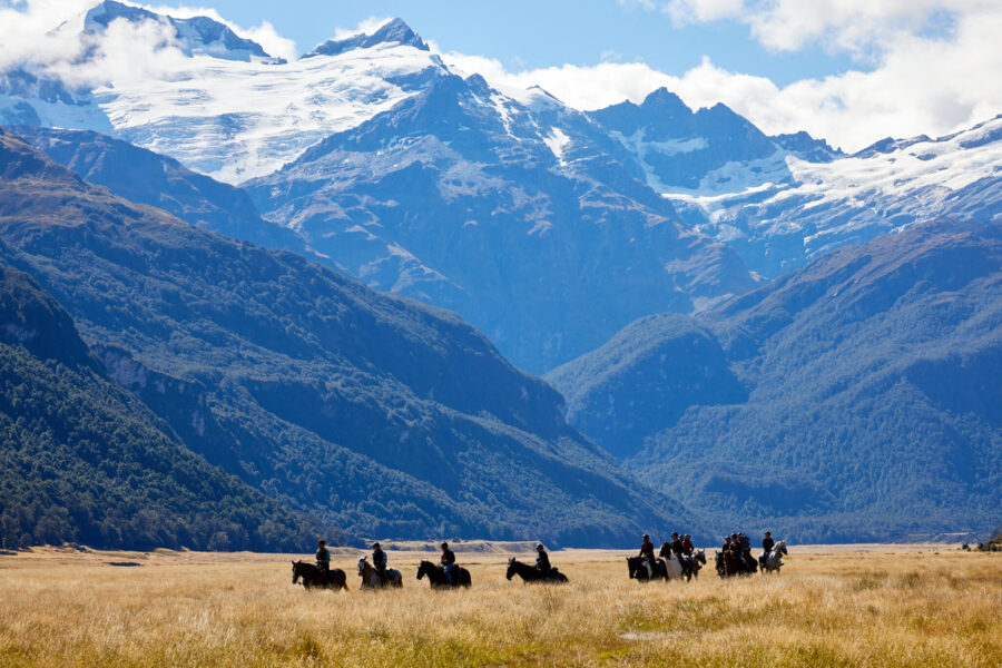 Glenorchy Back Country Ride, South Island, New Zealand - Globetrotting horse riding holidays