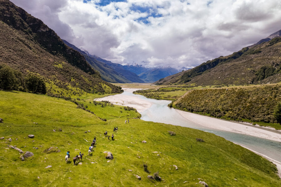 Glenorchy Back Country Ride, South Island, New Zealand - Globetrotting horse riding holidays