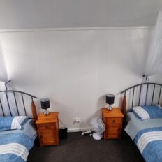 Twin Coast Escape, New Zealand - Globetrotting horse riding holidays