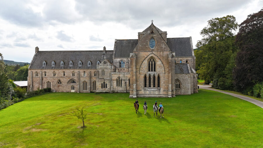The Scottish Jewel, Scotland - Globetrotting horse riding holidays