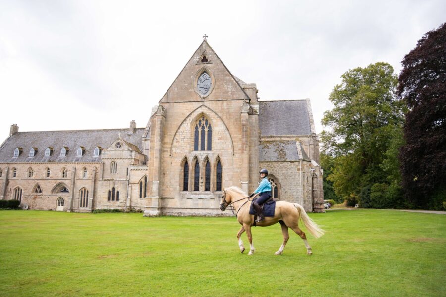 The Scottish Jewel, Scotland - Globetrotting horse riding holidays