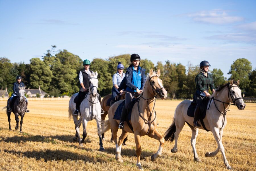 The Scottish Jewel, Scotland - Globetrotting horse riding holidays