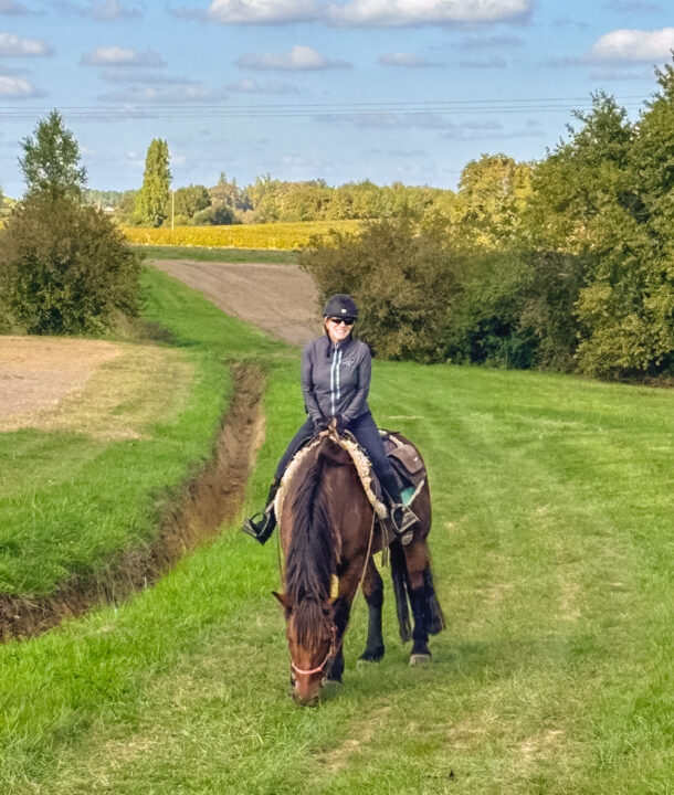Bordeaux Wine Trail, France, Globetrotting Horse Riding Holidays
