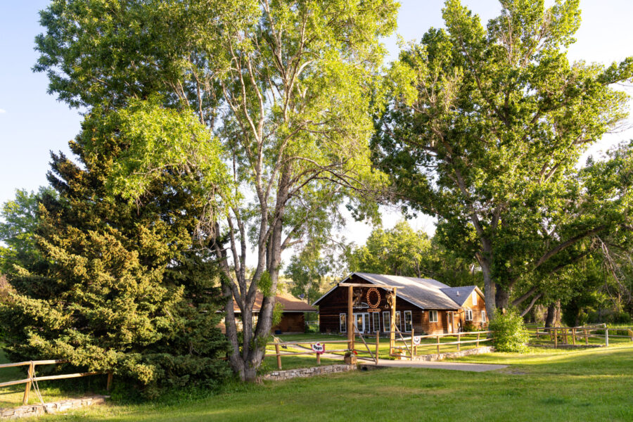 Ranch Ride in Hobson, Montana - Globetrotting horse riding holidays