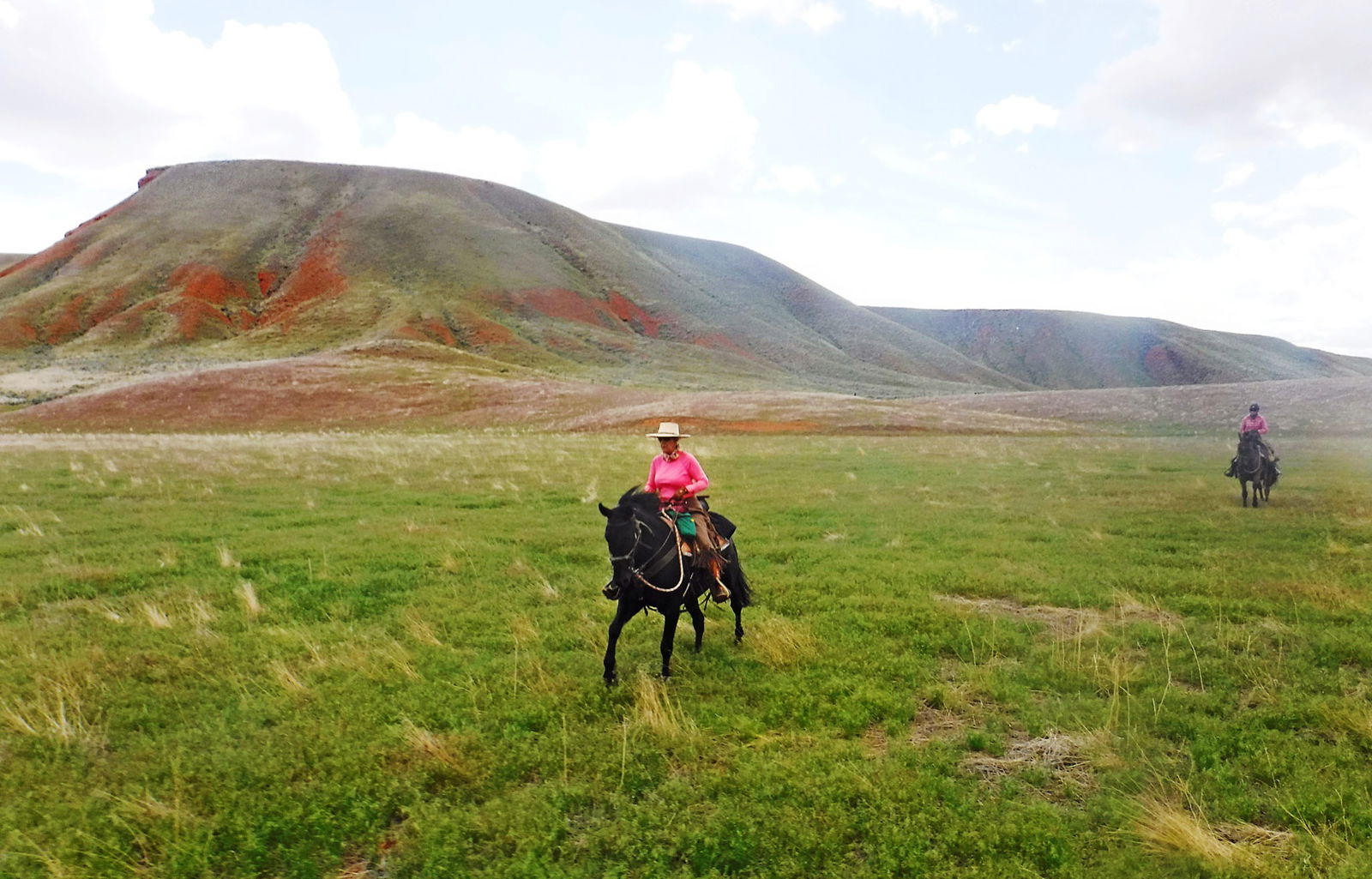Shell, Wyoming - Globetrotting horse riding holidays