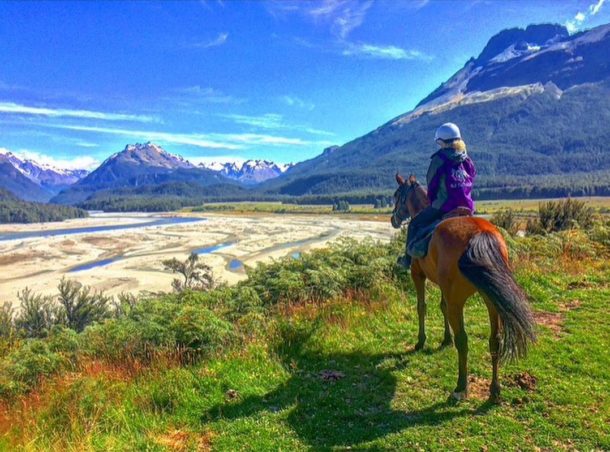 Glenorchy Back Country Ride - Globetrotting horse riding holidays